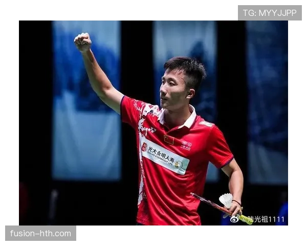 陆光祖赛场板脸，私下衣橱像名媛，刷到照片我笑出声